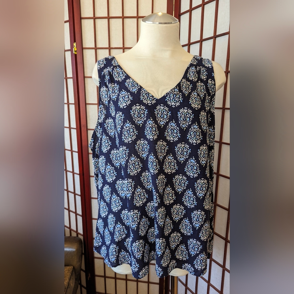 OLD NAVY Women's Sleeveless Blouse